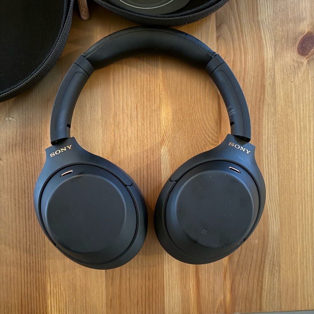 Sony WH-1000XM4 headphones